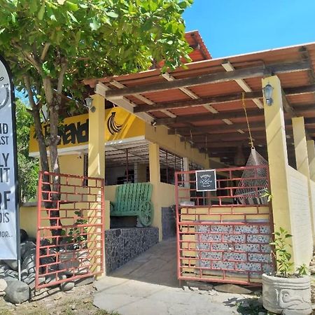 Bananoz Surfhouse Panzió Transito Kültér fotó